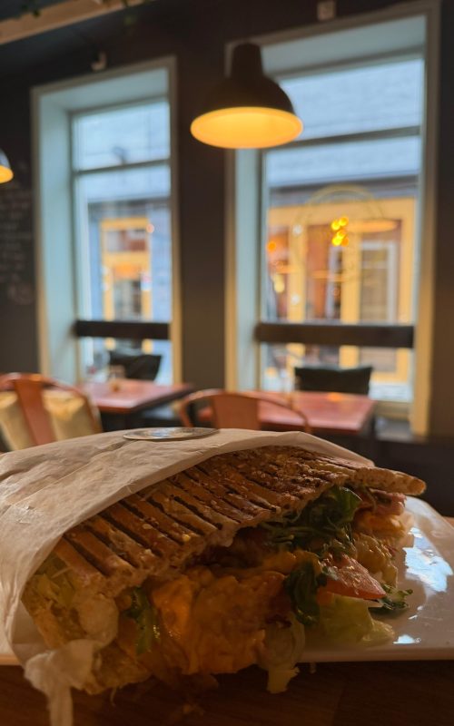 WhatsApp Image 2025-11-23 at ww10.52.05